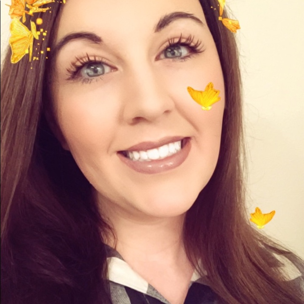 Meet your Posher, Kara